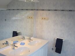 Contemporary Holiday Home in Houffalize With Private Garden