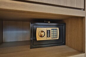 Kelingking Parama Resort