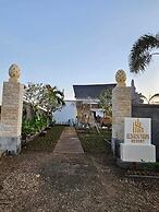 Kelingking Parama Resort