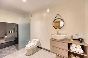 Kelingking Parama Resort