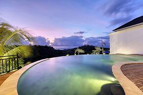 Kelingking Parama Resort