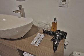 Kelingking Parama Resort