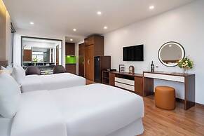 Marina Hotel