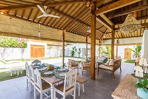 Villa Opaline by Alfred in Bali - Exquisite Architectural Villa With O