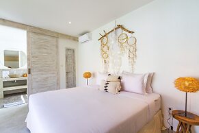 Villa Opaline by Alfred in Bali - Exquisite Architectural Villa With O