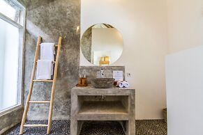 Villa Opaline by Alfred in Bali - Exquisite Architectural Villa With O