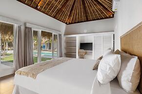 Villa Surga Blue by Alfred in Bali - Brand New 5 BR Pool Villa in the 