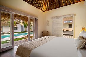 Villa Surga Blue by Alfred in Bali - Brand New 5 BR Pool Villa in the 