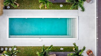 Villa Surga Blue by Alfred in Bali - Brand New 5 BR Pool Villa in the 