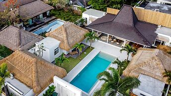 Villa Surga Blue by Alfred in Bali - Brand New 5 BR Pool Villa in the 