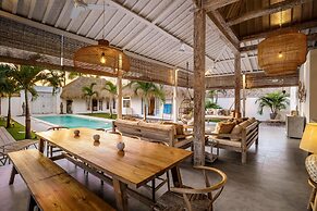 Villa Surga Blue by Alfred in Bali - Brand New 5 BR Pool Villa in the 