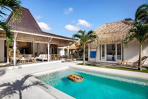 Villa Surga Blue by Alfred in Bali - Brand New 5 BR Pool Villa in the 