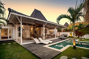 Villa Makena by Alfred in Bali - Stunning Tropical 6BD Villa Near the 