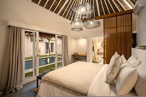 Villa Makena by Alfred in Bali - Stunning Tropical 6BD Villa Near the 