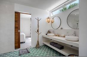 Villa Makena by Alfred in Bali - Stunning Tropical 6BD Villa Near the 