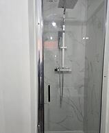 Manchester Blissful Retreat - 3-bedroom House