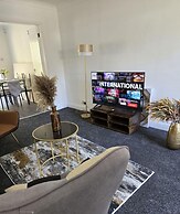 Manchester Blissful Retreat - 3-bedroom House