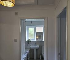 Manchester Blissful Retreat - 3-bedroom House