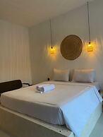 Palmhouse Boutique Hotel