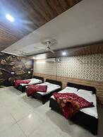 Goroomgo shri Ganpati Guest house