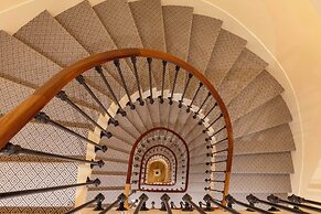 Madame Drouot & Spa - Opéra