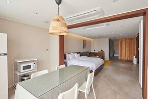 HEMIRION POOL VILLA&RESORT