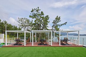 HEMIRION POOL VILLA&RESORT