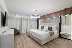 Gorgeous 5Bd Pool Game Room at Windsor Cay 1253