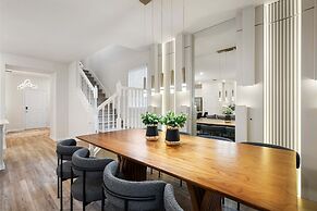 Gorgeous 5Bd Pool Game Room at Windsor Cay 1253