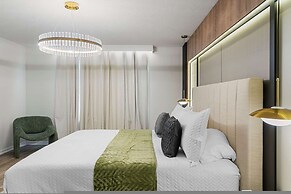 Gorgeous 5Bd Pool Game Room at Windsor Cay 1253