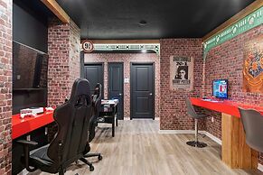 Gorgeous 5Bd Pool Game Room at Windsor Cay 1253