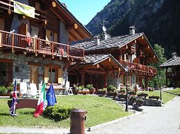 Chalet-village Situated in a Quiet Area