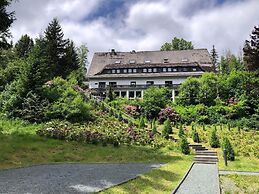 Exclusive Group House in Winterberg in the Forest