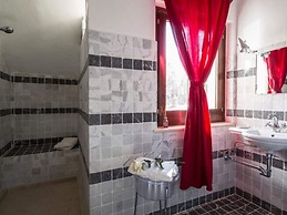 Enticing Apartment in Ascoli Piceno With Swimming Pool