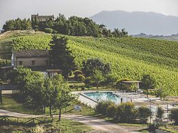 Enticing Apartment in Ascoli Piceno With Swimming Pool