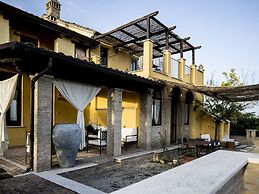 Enticing Apartment in Ascoli Piceno With Swimming Pool