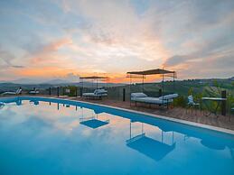 Enticing Apartment in Ascoli Piceno With Swimming Pool