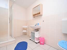 Welcoming Apartment in Meisdorf Near Nightlife