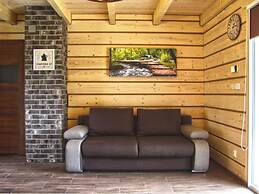 A Wooden, Eco-friendly House by the Goszcza Lake. Living Room, 2 Bedro