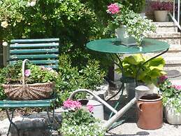 Relaxa at a Luxurious Villa in Bad Pyrmont