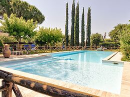 Farmhouse in Marsciano With Vineyards Olive Groves