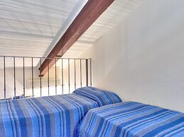 Farmhouse in Marsciano With Vineyards Olive Groves