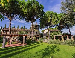 Farmhouse in Marsciano With Vineyards Olive Groves