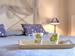 Farmhouse in Marsciano With Vineyards Olive Groves