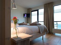 Spacious Modern Apartment in Scheveningen