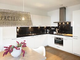 Spacious Modern Apartment in Scheveningen