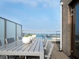Spacious Modern Apartment in Scheveningen