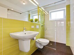 Pleasant Holiday Home in Zierow Near Sea