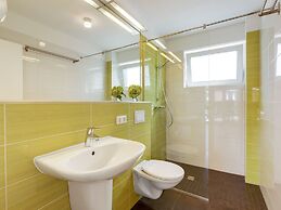 Pleasant Holiday Home in Zierow Near Sea