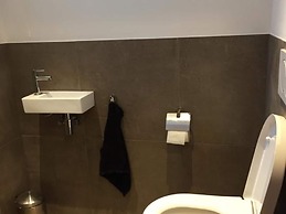 Quaint Mansion Near ski bus in Goldegg